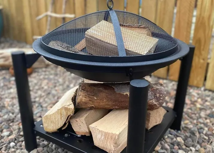 Newburghaprtment Scotland Sleeps 4 Firepit Garden