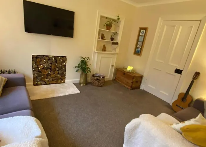 Newburghaprtment Scotland Sleeps 4 Firepit Garden